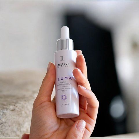 Освітлююча сироватка Image Skincare Iluma Intense Brightening Serum 30 мл IL-102 фото