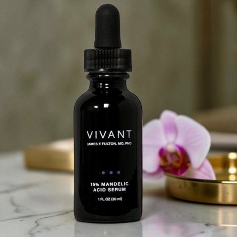 Сироватка з 15% мигдальною кислотою 15% Mandelic Acid 3-in -1 Serum Vivant Skincare 70 фото